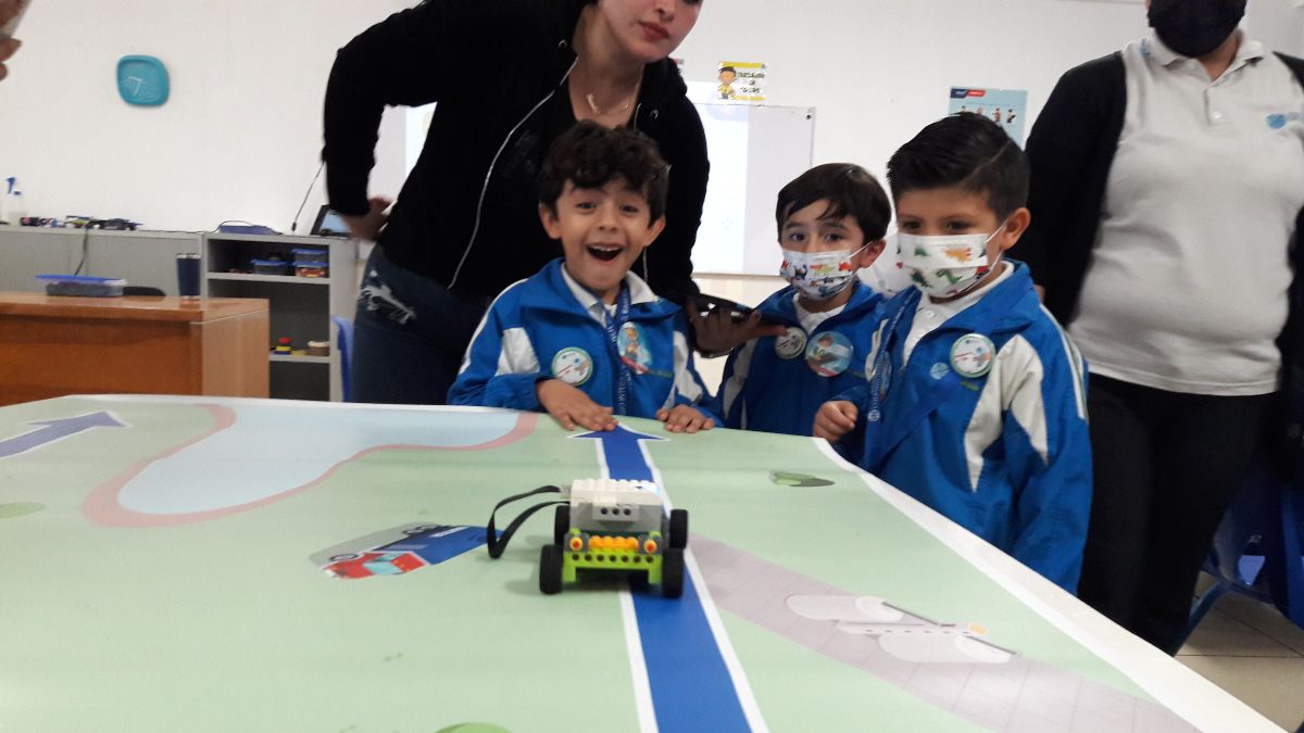 Visita de Lago y Granja a primaria